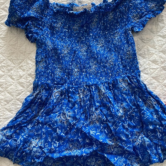 2 medium off the shoulder smock tops - Picture 2 of 5